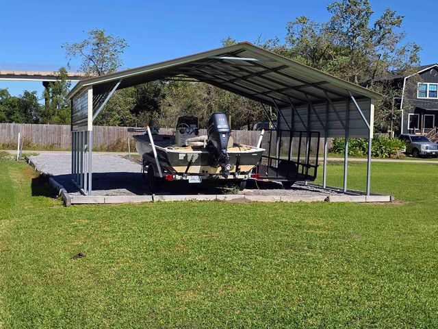 225 Gemini Street, Larose, LA 70373