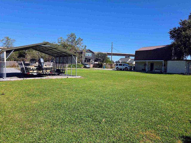 225 Gemini Street, Larose, LA 70373