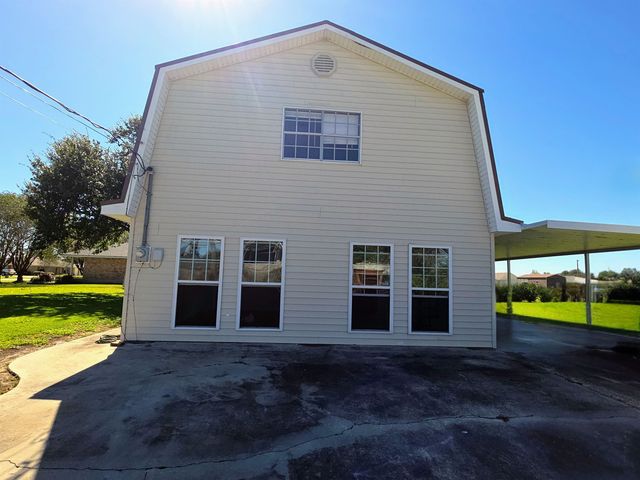 225 Gemini Street, Larose, LA 70373
