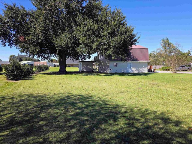 225 Gemini Street, Larose, LA 70373