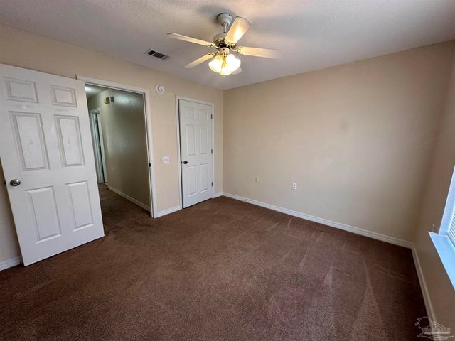 3001 Flintlock Dr, Pensacola, FL 32526