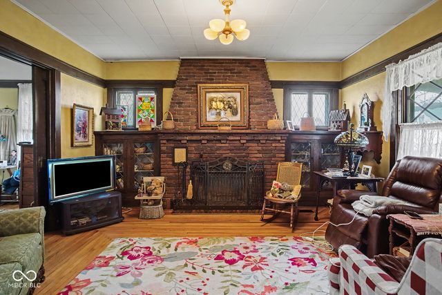 611 E 3rd Street, Brookston, IN 47923