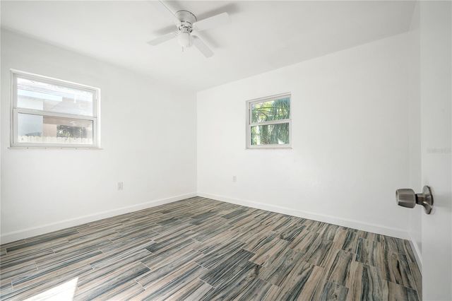 3811 44TH AVENUE N, St Petersburg, FL 33714