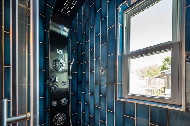 3811 44TH AVENUE N, St Petersburg, FL 33714