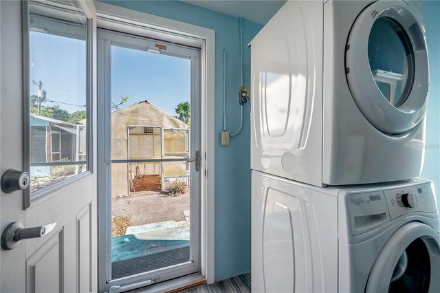 3811 44TH AVENUE N, St Petersburg, FL 33714