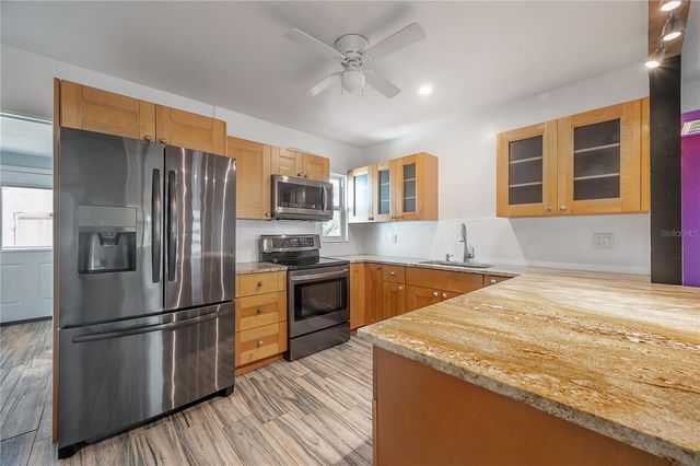 3811 44TH AVENUE N, St Petersburg, FL 33714