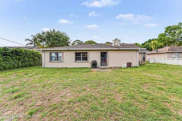 1727 Hazelton Street NW, Palm Bay, FL 32907