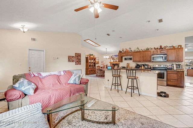 1727 Hazelton Street NW, Palm Bay, FL 32907