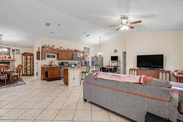 1727 Hazelton Street NW, Palm Bay, FL 32907