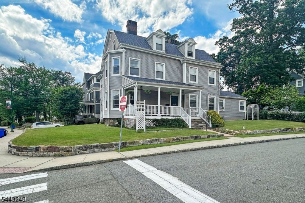 2 Hillside Ave, Summit City, NJ 07901 — exterior