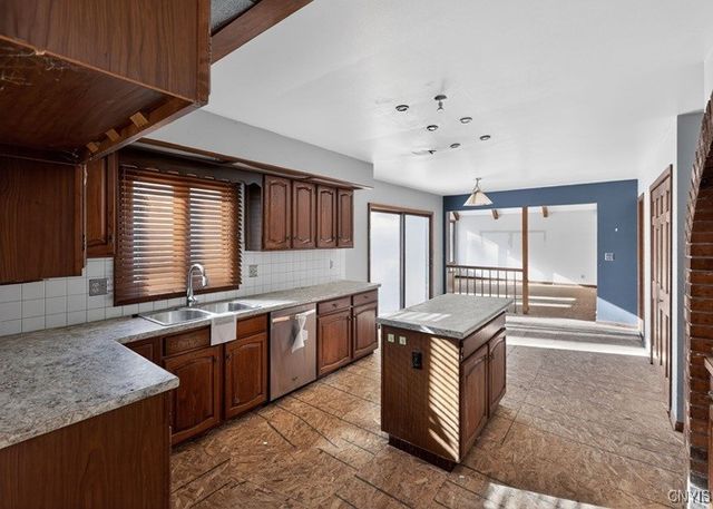 39 Chicory Lane, Amherst, NY 14051