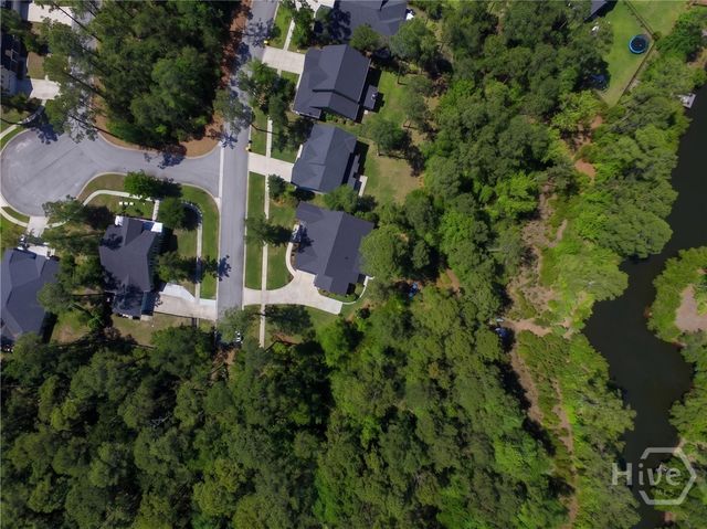 305 Lafayette Drive, Richmond Hill, GA 31324