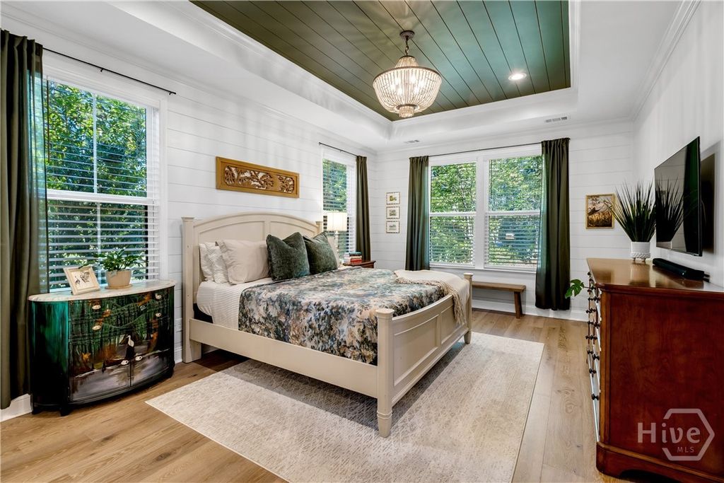 Image 23 of property listing at 305 Lafayette Drive, Richmond Hill, GA 31324