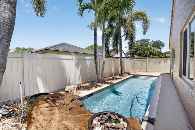 20869 NW 17th Street, Pembroke Pines, FL 33029