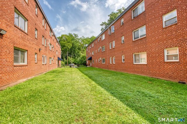 279 Westland Street B2, Hartford, CT 06112