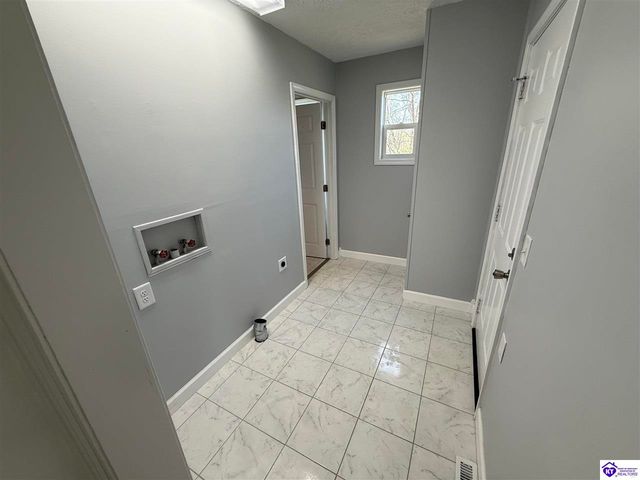 1557 Springfield Road, Elizabethtown, KY 42748