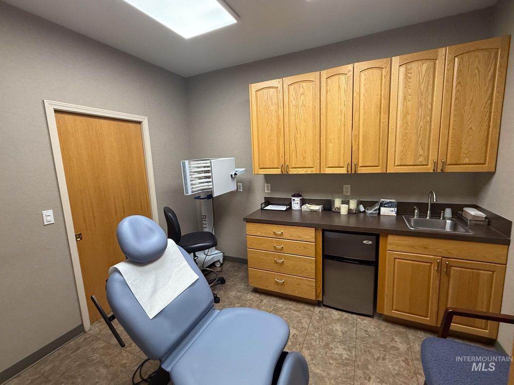 811 NW 12th St, Fruitland, ID 83619 photo 5