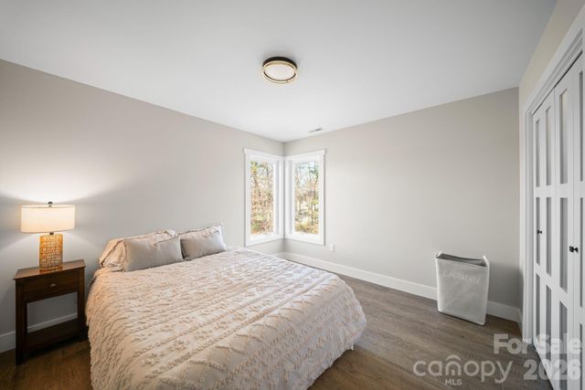 75 Scott Meadows Drive, Asheville, NC 28806