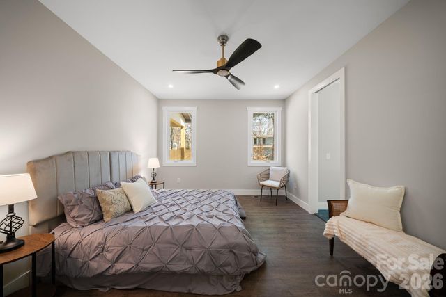 75 Scott Meadows Drive, Asheville, NC 28806