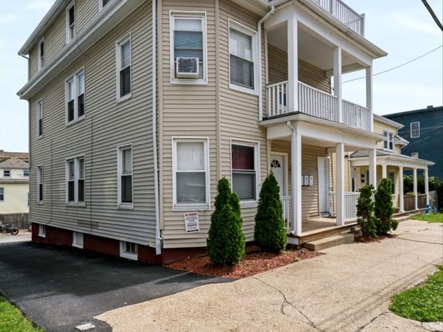 13 Rosebank Avenue, Providence, RI 02908