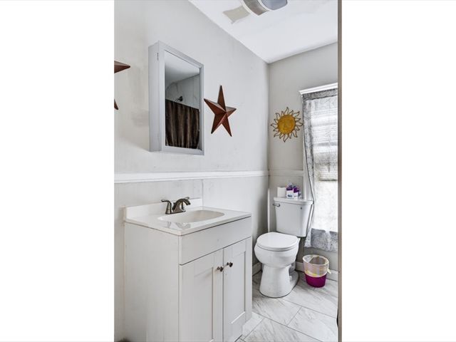 13 Rosebank Avenue, Providence, RI 02908