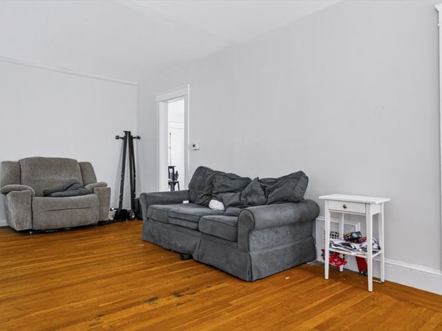 13 Rosebank Avenue, Providence, RI 02908