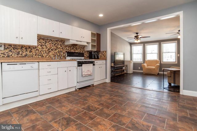 435 CEDAR STREET ST, Bristol, PA 19007