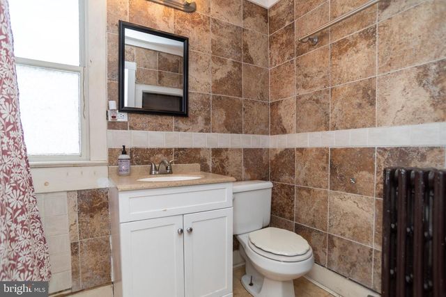 435 CEDAR STREET ST, Bristol, PA 19007