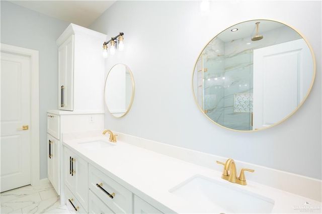 2305 N Venice Avenue, Edinburg, TX 78542