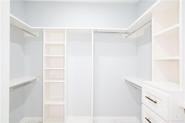 2305 N Venice Avenue, Edinburg, TX 78542