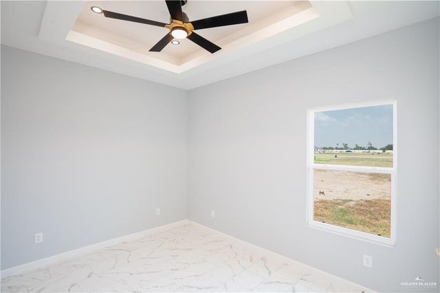 2305 N Venice Avenue, Edinburg, TX 78542