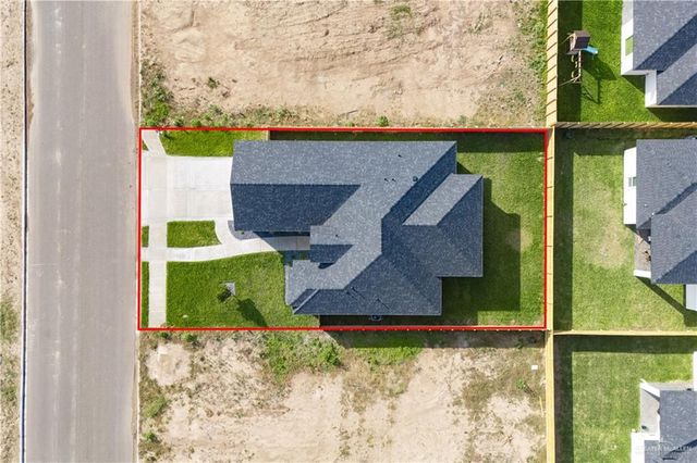 2305 N Venice Avenue, Edinburg, TX 78542