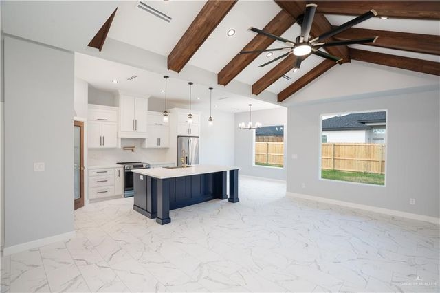 2305 N Venice Avenue, Edinburg, TX 78542