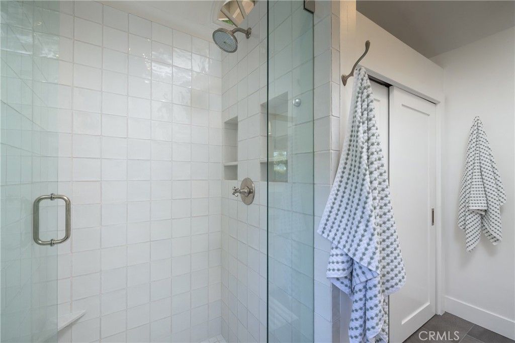 Image 24 of property listing at 415 Walnut, Costa Mesa, CA 92627