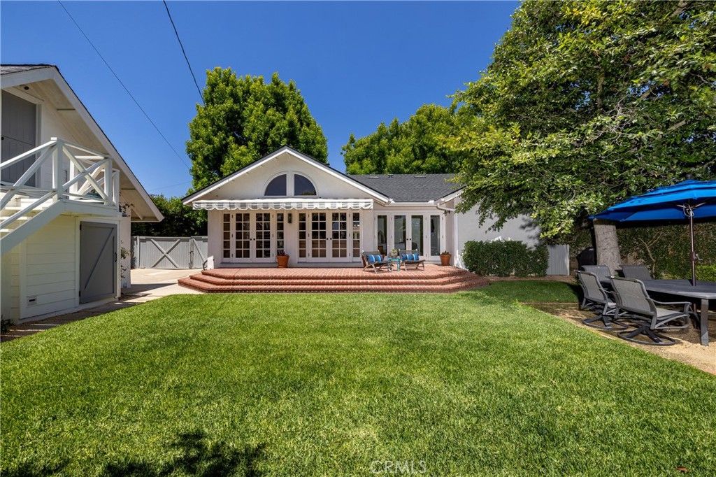 Image 31 of property listing at 415 Walnut, Costa Mesa, CA 92627