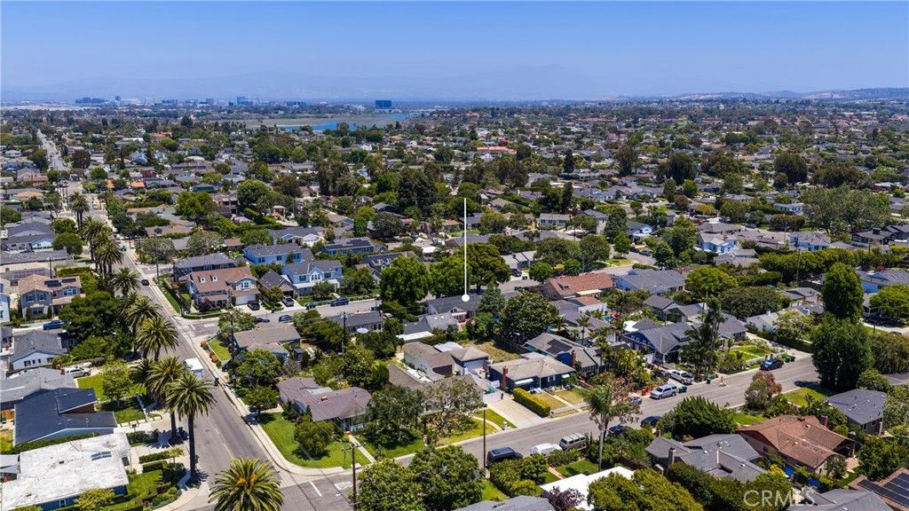 Image 43 of property listing at 415 Walnut, Costa Mesa, CA 92627