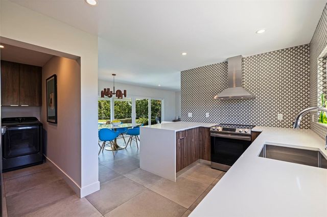 259 MINEOLA DRIVE E, Belleair Bluffs, FL 33770