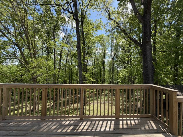 159 W Hester Rd, Cottontown, TN 37048