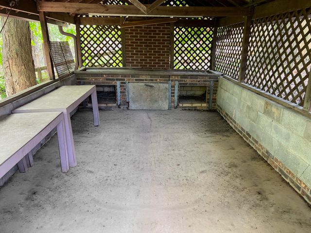 159 W Hester Rd, Cottontown, TN 37048
