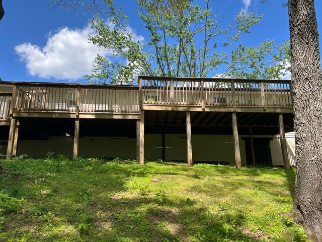159 W Hester Rd, Cottontown, TN 37048