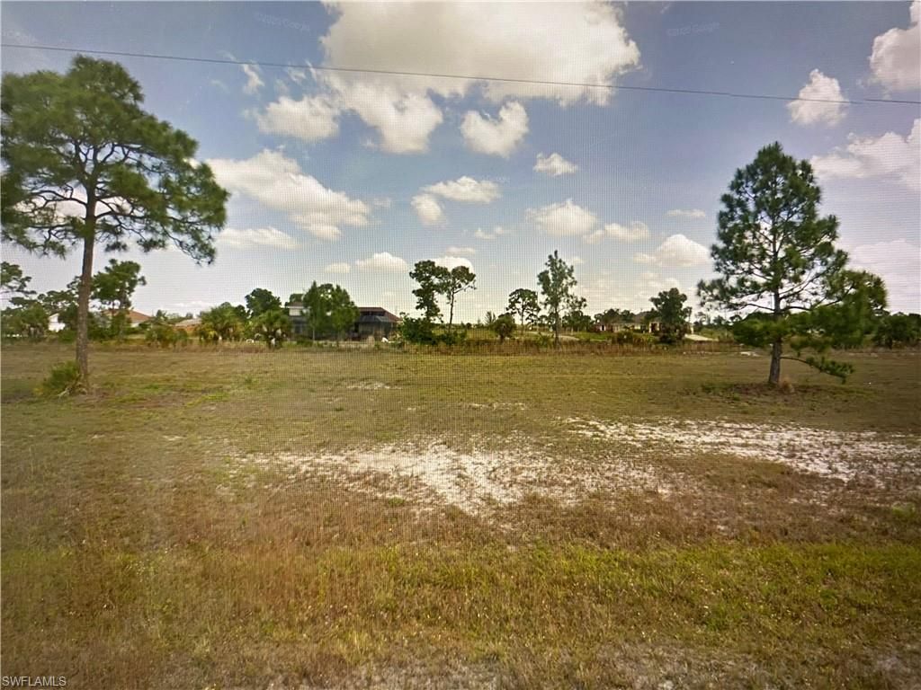 2901 NW 25th LN, Cape Coral, FL 33993