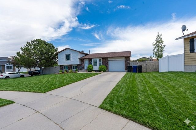 3689 S LASSO LOOP CIR, Magna, UT 84044
