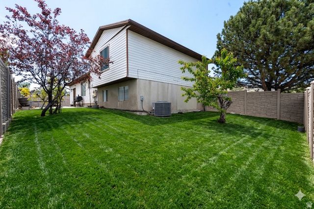 3689 S LASSO LOOP CIR, Magna, UT 84044