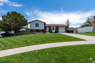 3689 S LASSO LOOP CIR, Magna, UT 84044