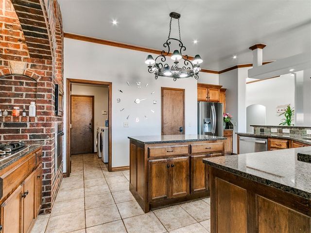 15212 Grayson Drive, Edmond, OK 73013