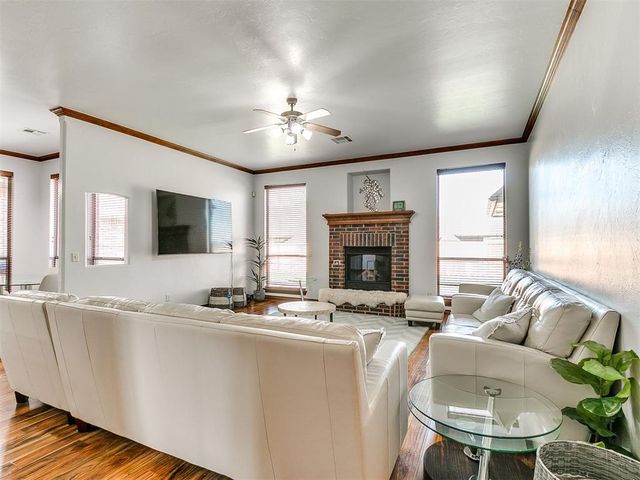 15212 Grayson Drive, Edmond, OK 73013