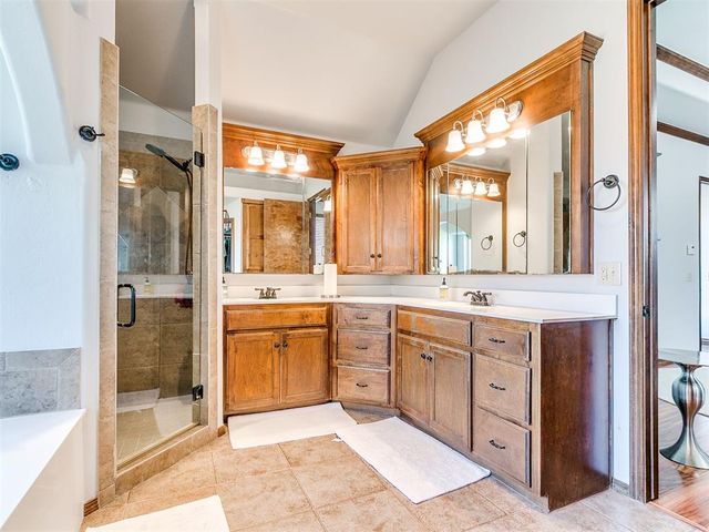 15212 Grayson Drive, Edmond, OK 73013