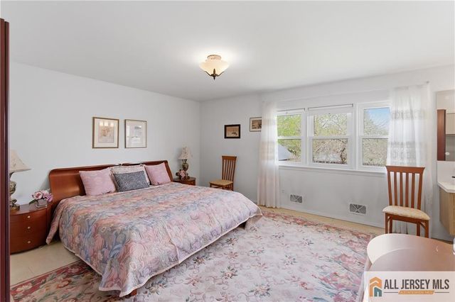 33 Beryl Street, South River, NJ 08882