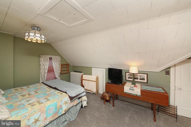 13 S. FOURTH ST, Souderton, PA 18964