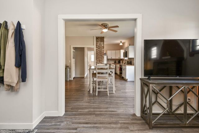 812 W Pershing Street, Springfield, MO 65806